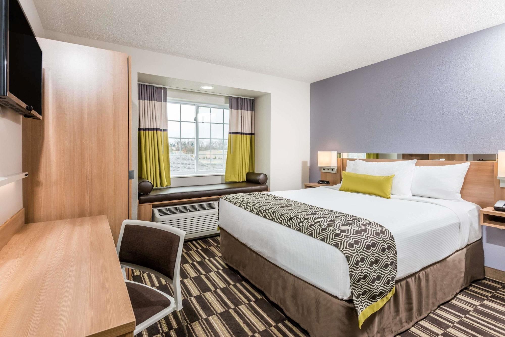 Microtel Inn & Suites By Wyndham Beaver Falls Exterior foto
